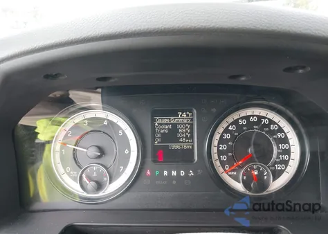 2018 Ram 2500 Tradesman 4X4 8' Box из США, поврежденный, VIN 3C6TR5HT9JG363805